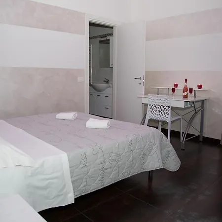 Elena Guest House * Verona